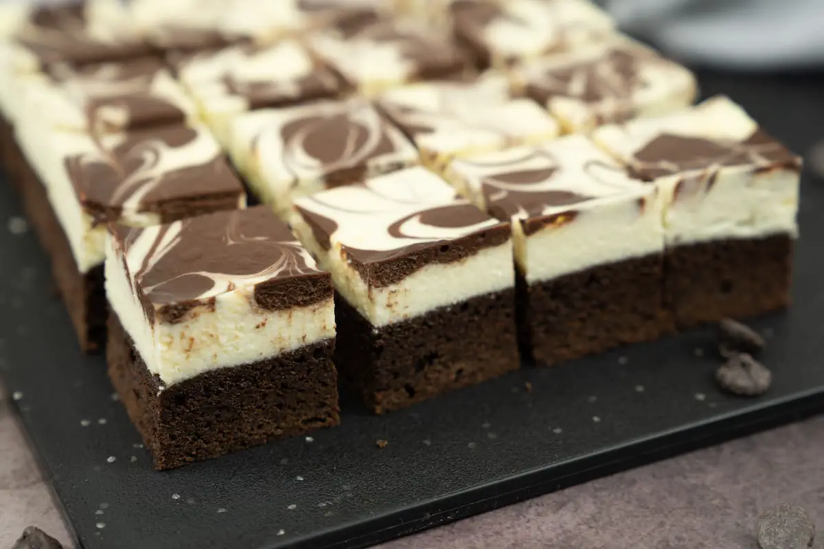 brownie-cheesecake-bars