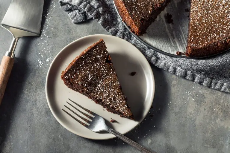 Deep Dark Chocolate Cake – Pure Taste